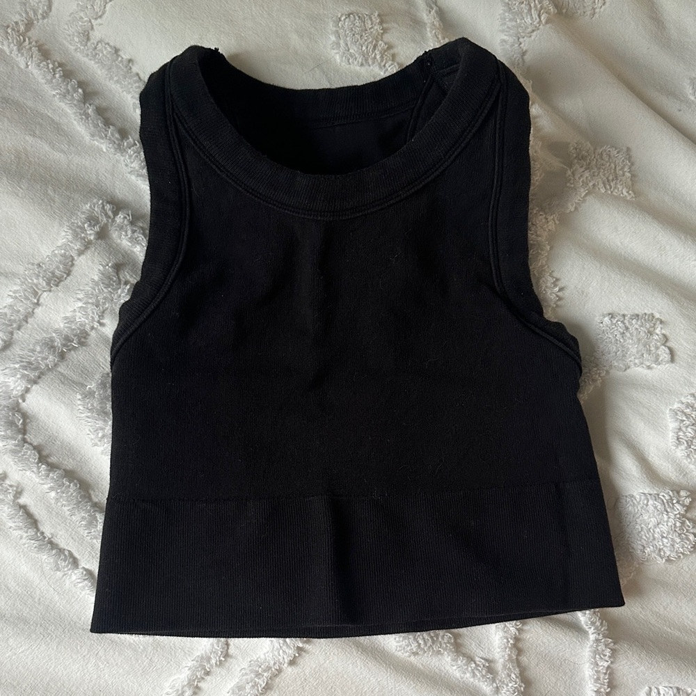 ALO Ribbed Racerback Crop Tank